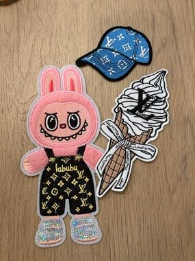 Iron on patches (3)
